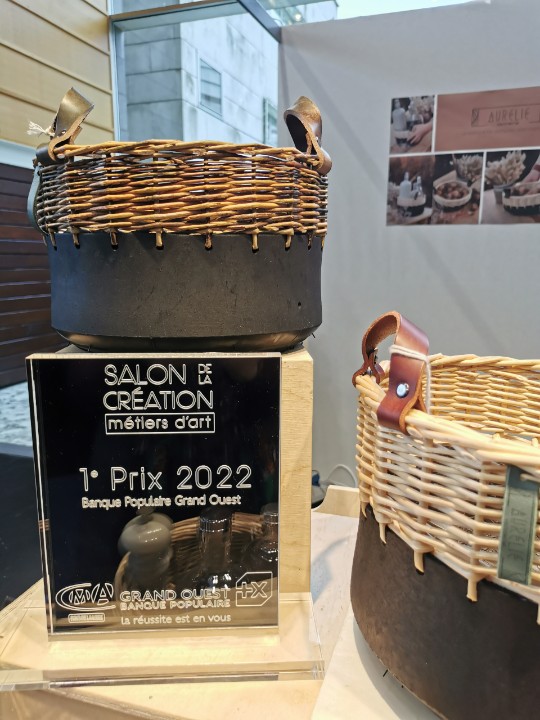 lauréate du premier prix de la création