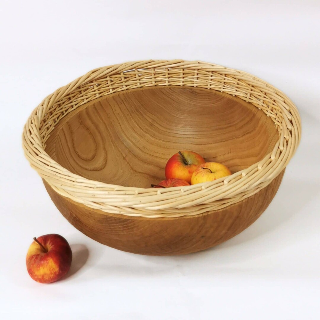 Coupe en châtaigner et osier - pièce unique